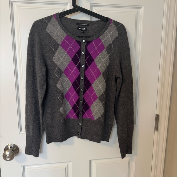 Apt. 9 Sweaters - Apt. 9 100% Cashmere Women's Charcoal and Magenta Argyle Cardigan